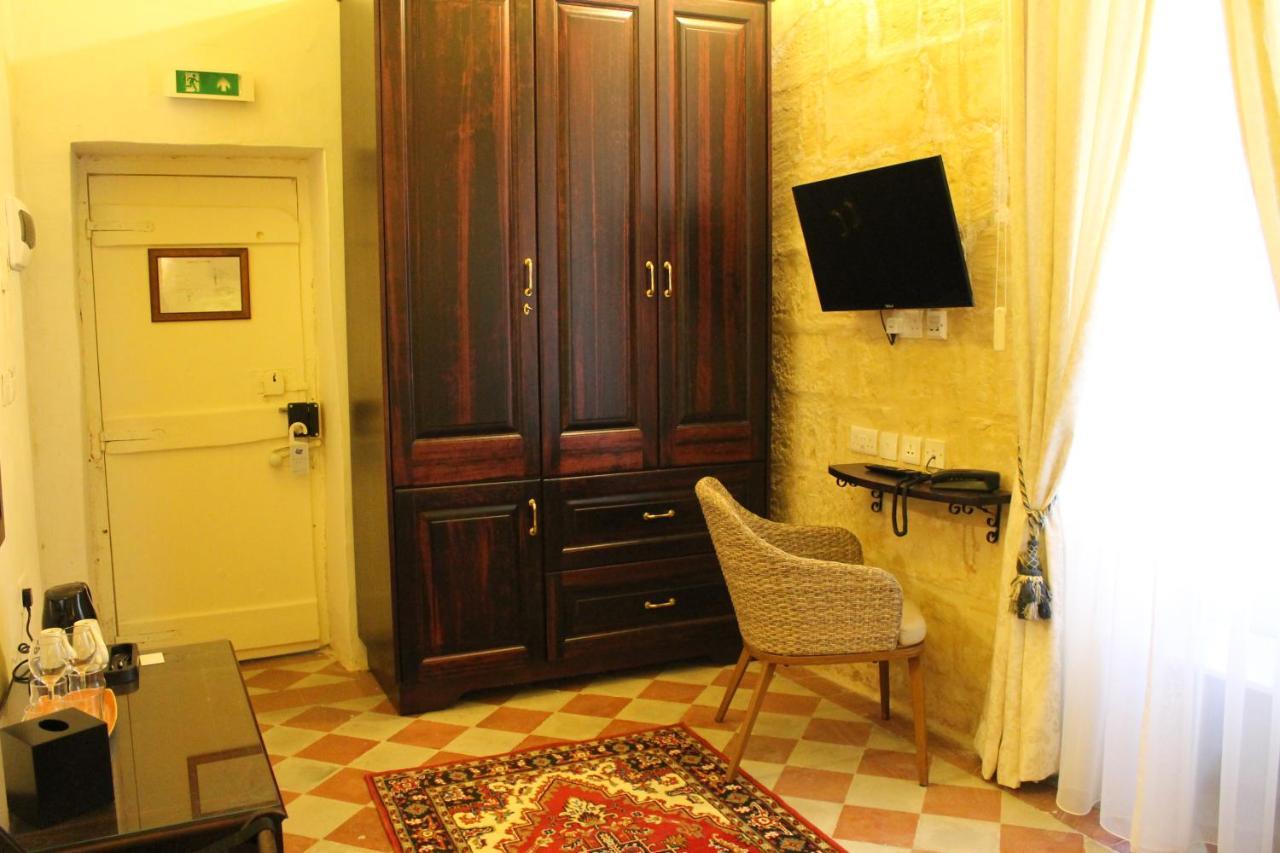 Palazzino Nina Boutique Hotel Qormi Екстериор снимка