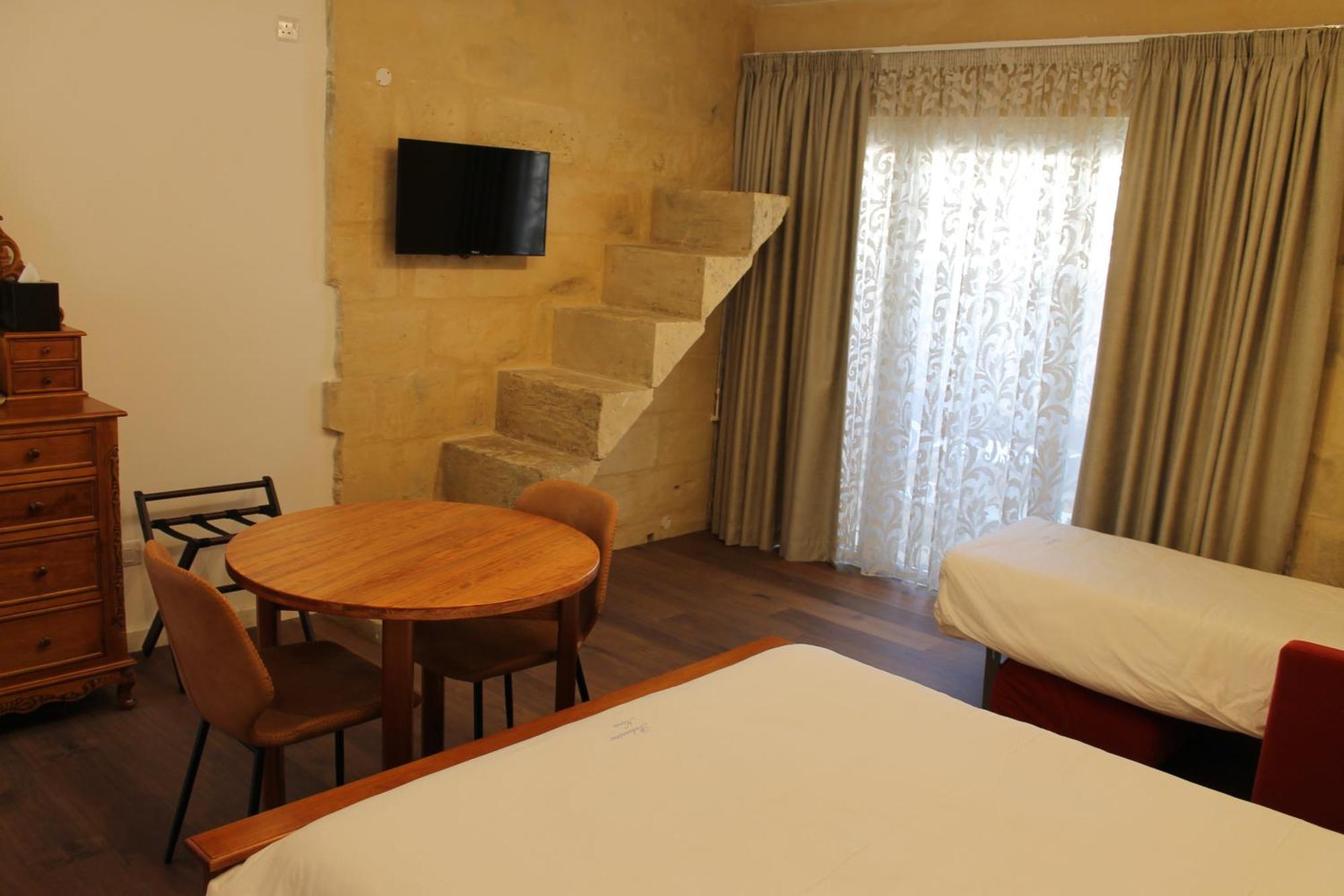 Palazzino Nina Boutique Hotel Qormi Екстериор снимка